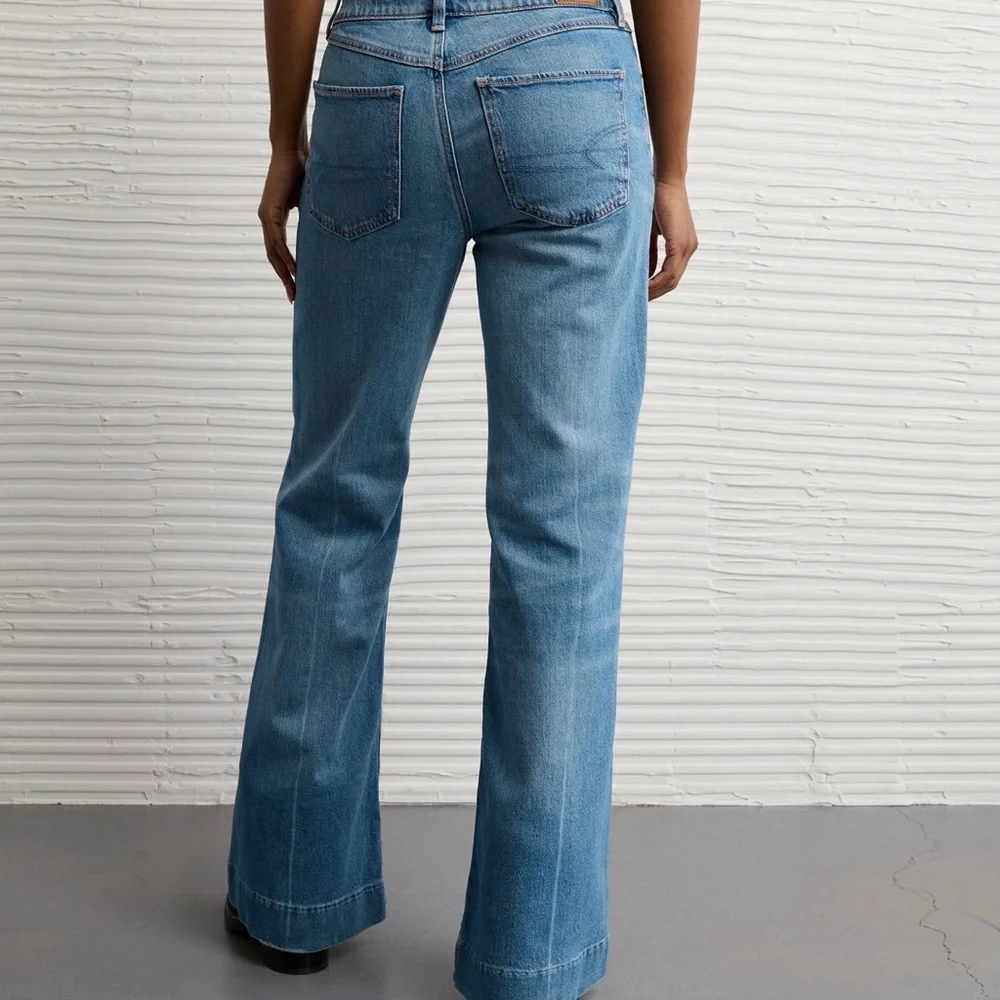American Eagle Outfitters Next Level Stretch Super hi-Rise Flare Jeans - Picture 2 of 13